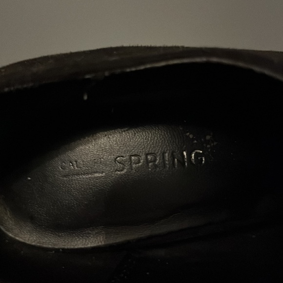 Black suede ankle boot. - Picture 6 of 7